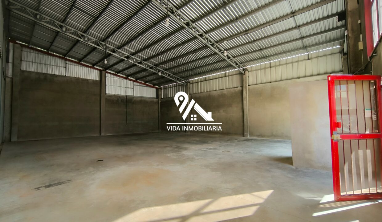 Bodega en Quetzaltenango final de la Esperanza 4