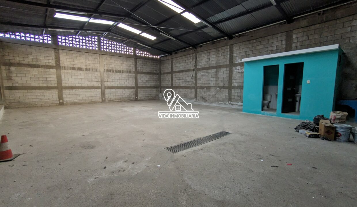 Bodega de 154 m2 en Xela, zona 2 - 3