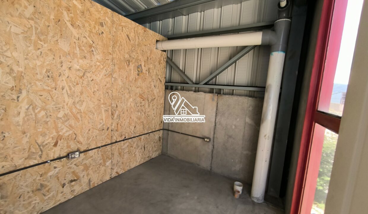 Ofi bodega en Quetzaltenango 304 m2 10