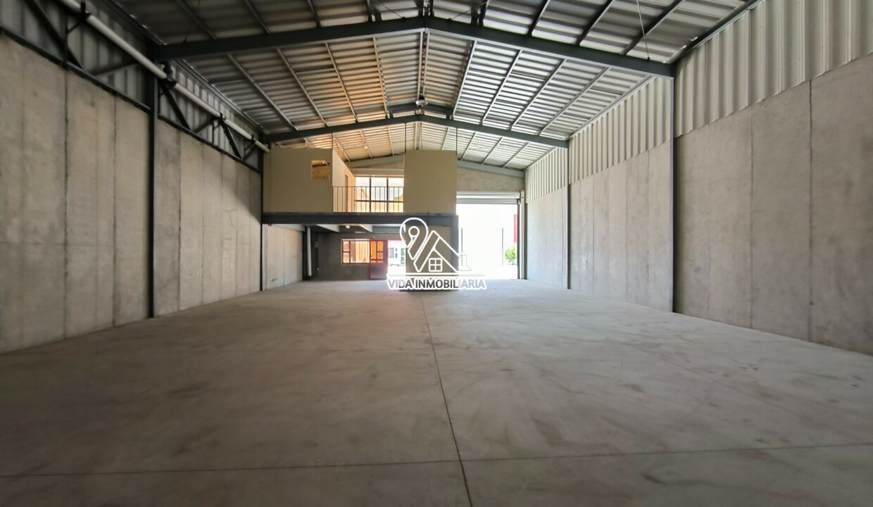 Ofi bodega en Quetzaltenango 304 m2 2