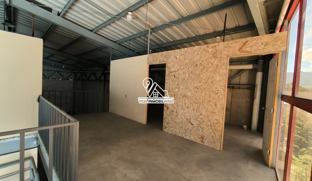 Ofi bodega en Quetzaltenango 304 m2 8