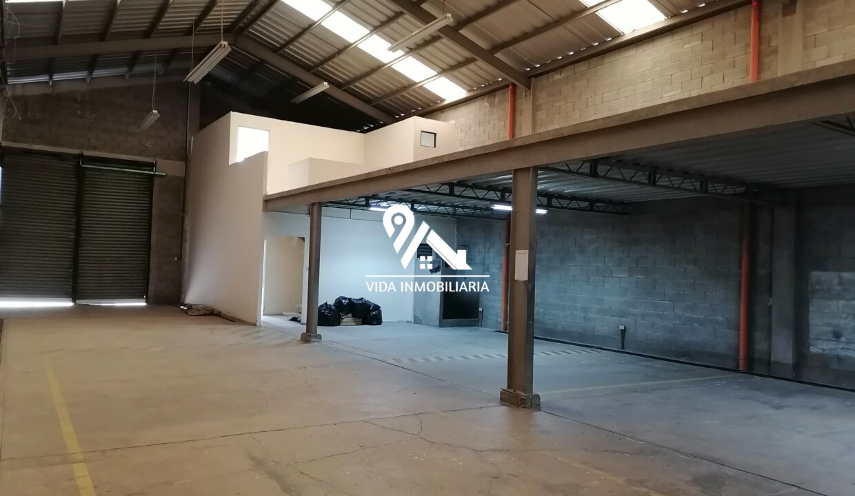 Bodega 365 m2 Quetzaltenango 2