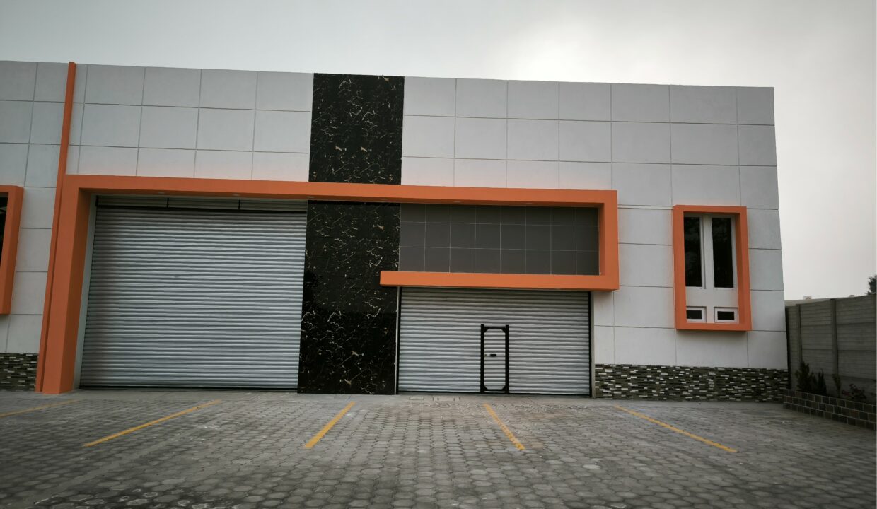 Bodega de 600 + 300 m2 en Quetzaltenango 1