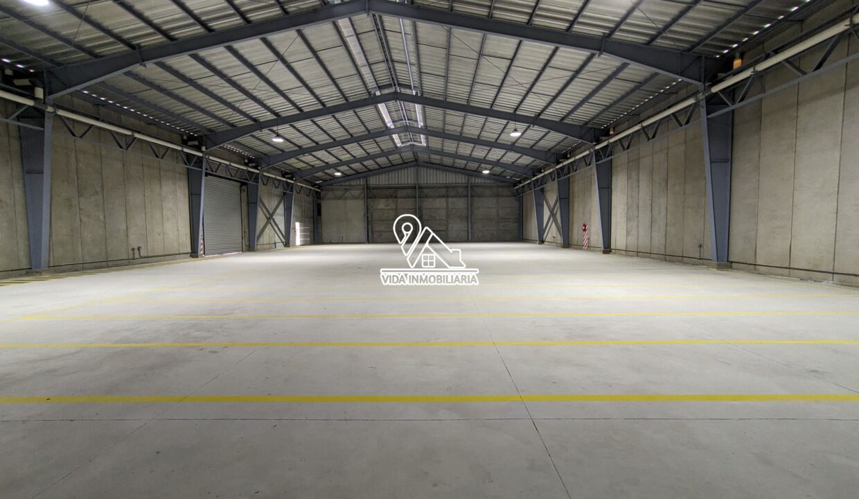 Bodega en Quetzaltenango 840 + 120 m2 1.2