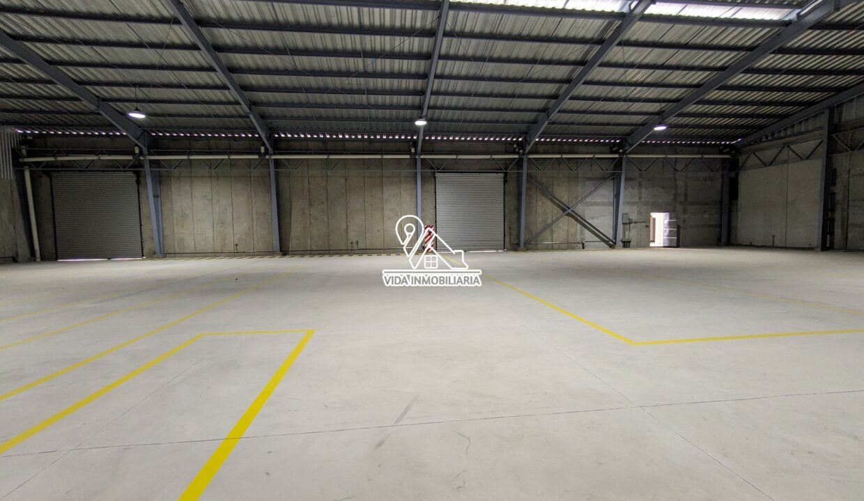 Bodega en Quetzaltenango 840 + 120 m2 1.5