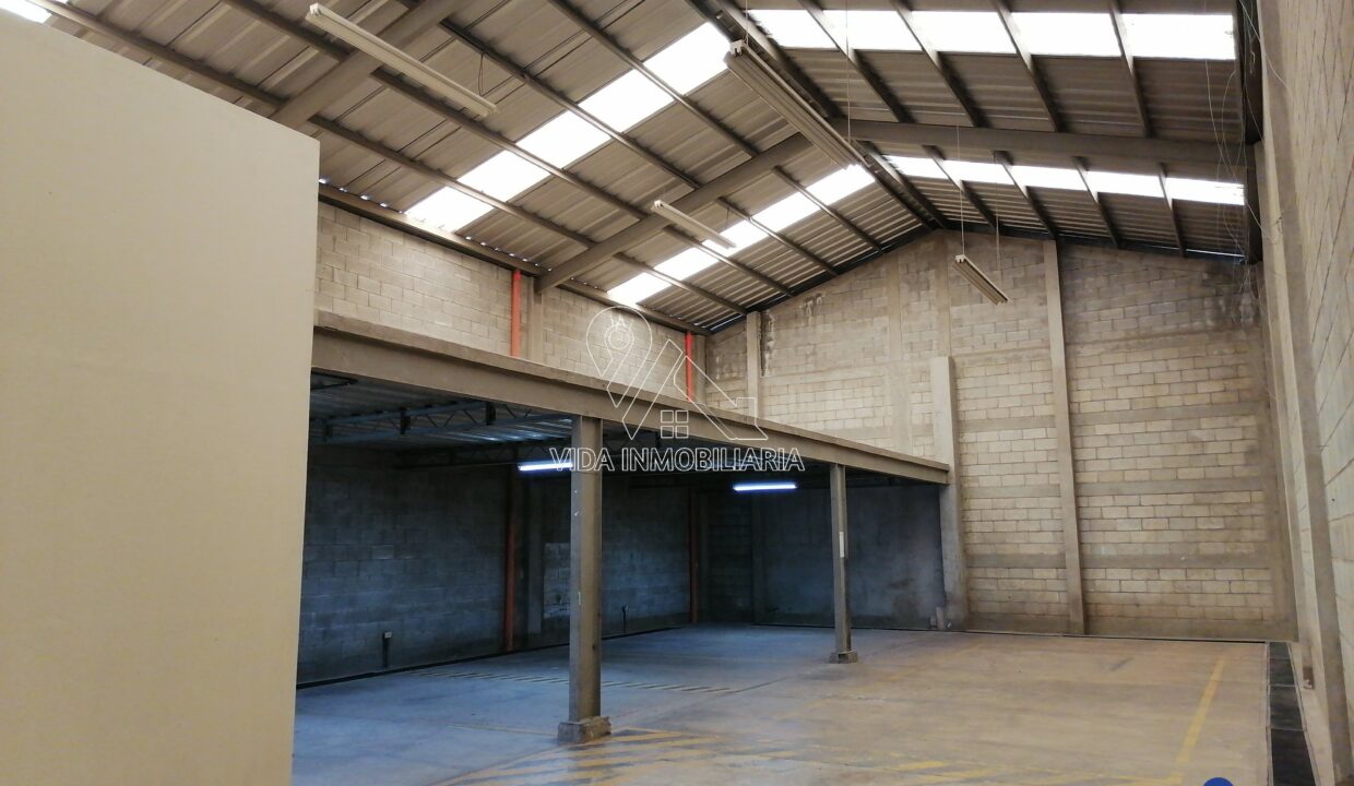 Bodega en Xela 365 M2 construccion 1