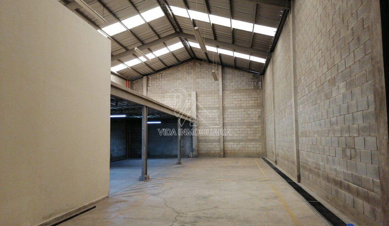 Bodega en Xela 365 M2 construccion 2