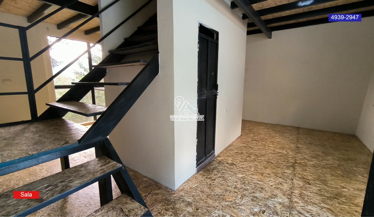Casa en La Esperanza 2 hab 3